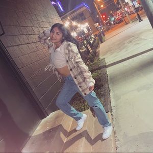 Meet your Posher, Alena